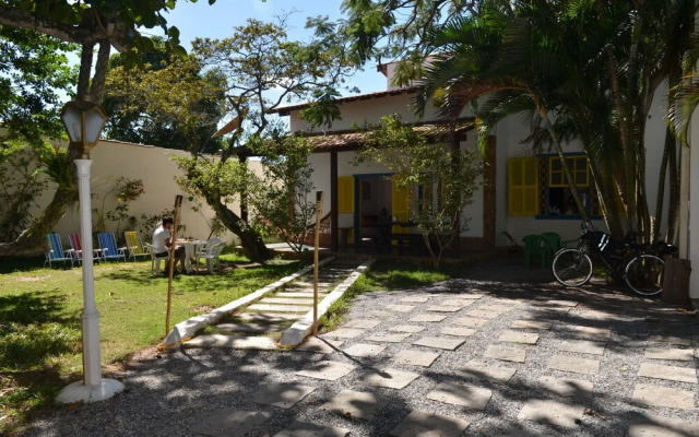 Art Beach Suites