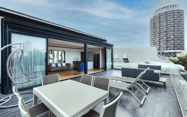 Touch The Sky by HolyGuest