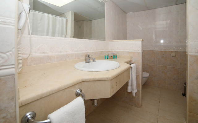 Aparthotel PYR Fuengirola