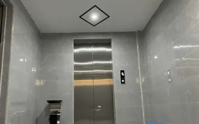 Modern Boutique Apartment