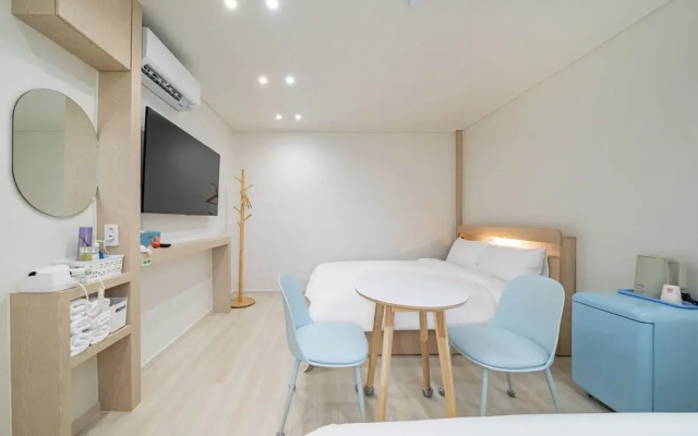Hotel In