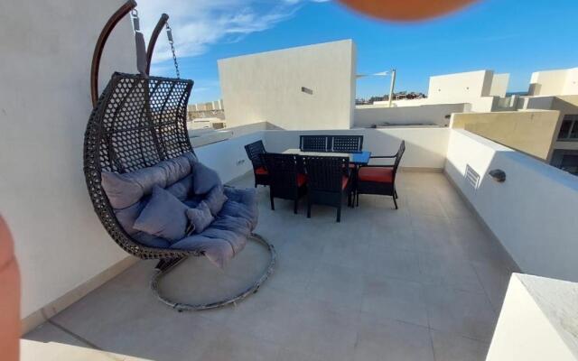 MCJ Luxury 2 Bedrooms Apartment