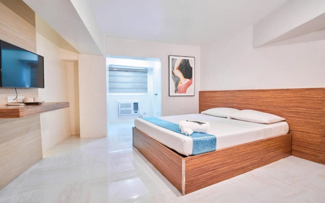 Circuit Hostel