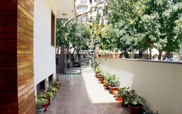 Fabhotel Hill View Suites