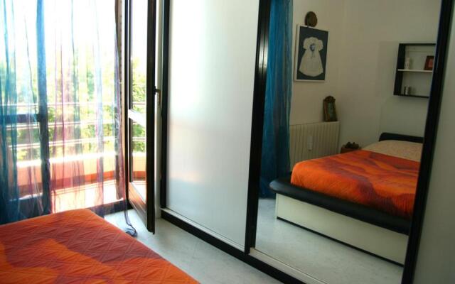 Guest House More
