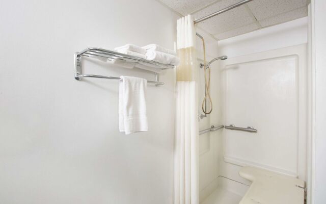 Great Bend Travelodge