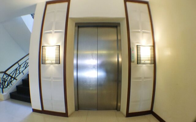 One Vittoria Hotel