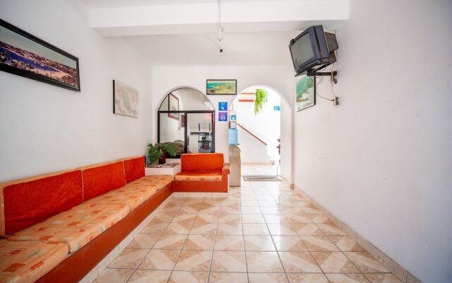 OYO Hotel Arena Surf