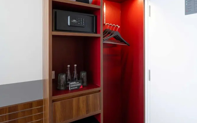 Wink Hotel Tuy Hoa Beach - 24hrs stay & Rooftop Pool Bar