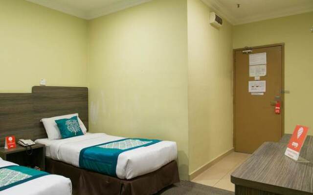 OYO Rooms Imbi Monorail Station