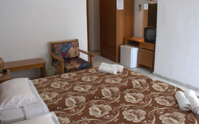 Pashos Hotel