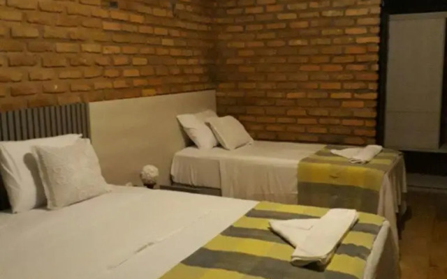 Mansão Macedo com Cozinheira