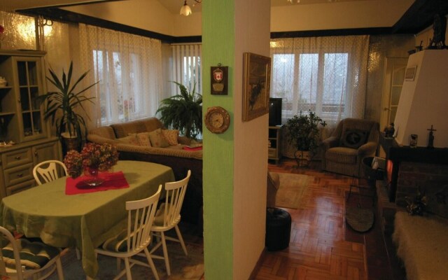 Beautiful Home in Iwonicz Zdrój With 5 Bedrooms and Internet