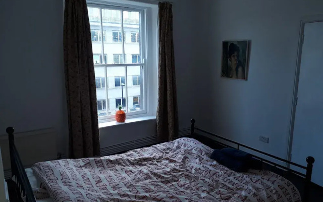 St Nicholas Street Apartment