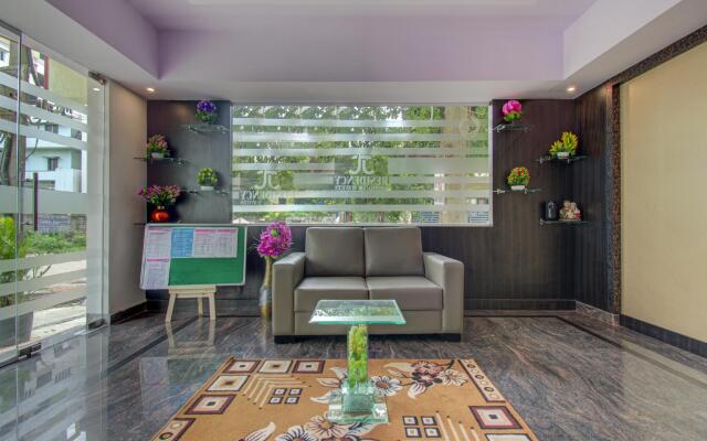 CAPITAL O73565 J J Global Residency
