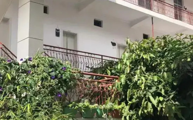Weishan Longxi  HOTEL