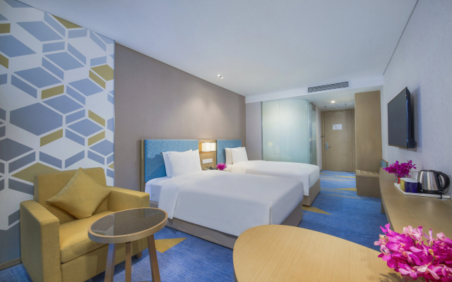 Holiday Inn Express Zhengzhou Longzi Lake by IHG – Guest Rooms – Zhengzhou