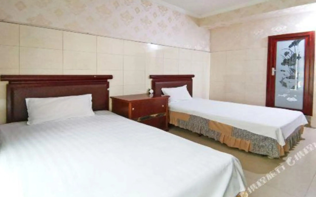 Lvjing Hotel
