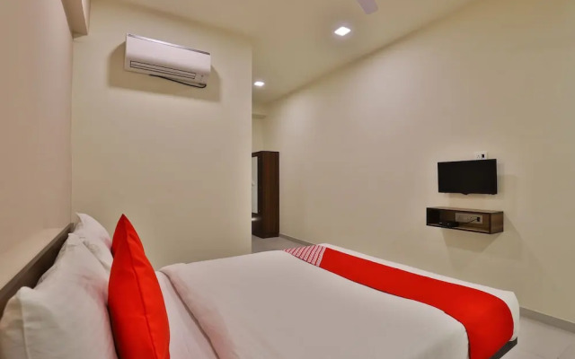 OYO Flagship 29982 Hazira Road Kavas