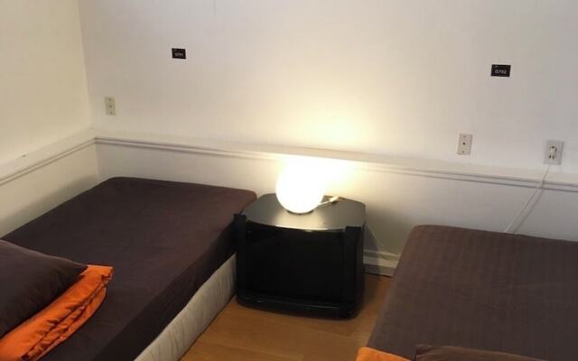 Vancouver Backpacker House