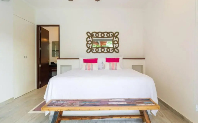 Luxury Private 3BED Villa, Garden, Pool,Security
