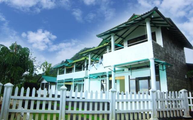 Danadhee Jungle Rest