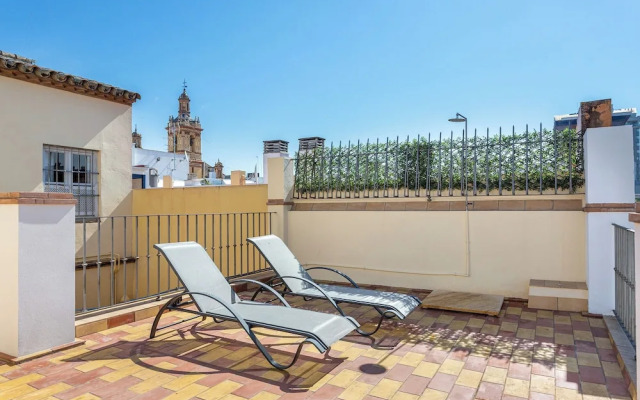 Traditional House With Private Terrace. Campamento