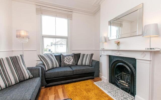 Central Broadstairs Apartment Close to Beach