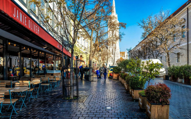 Rossalini Apartment with FREE Parking