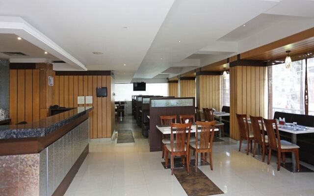 OYO Flagship 15233 Hotel G7