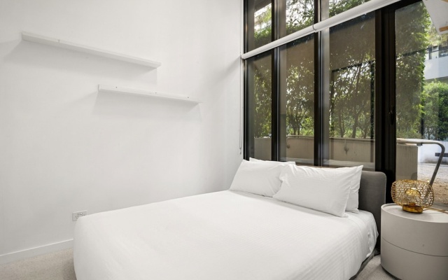 Bright Inner-north Stay With Pool Access – Guest Rooms – Melbourne