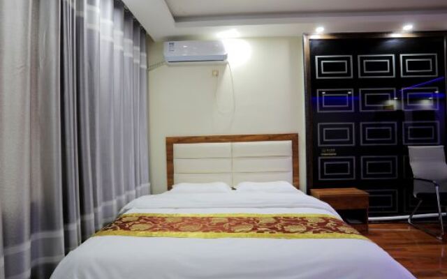 Bingshan Laike Business Hotel