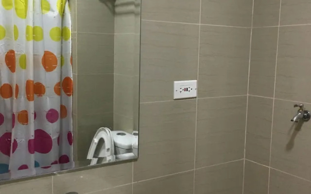 USP Suites at Shore Residences