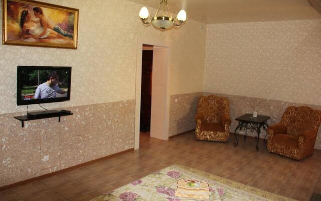 Alexandr House