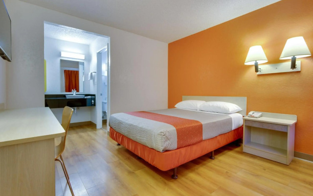 Motel 6 Tempe, AZ - Scottsdale South