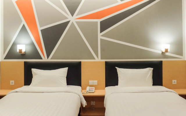 Bassura City Standard Family Room - Lin Pro 7