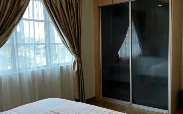 Rusnoor Homestay @ Elaeis 2 Bukit Jelutong