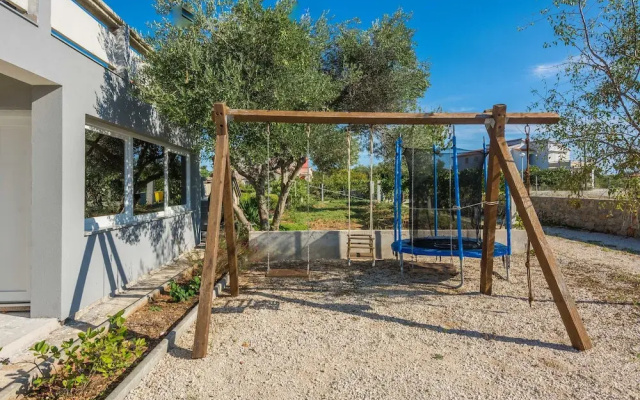 Apartment Radovic Nives