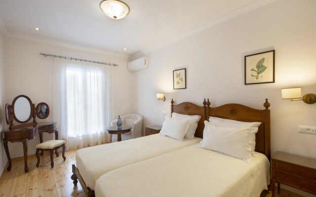 Despotiko Hotel