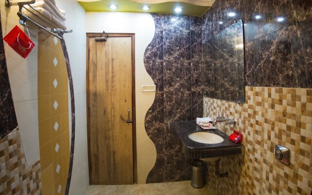 OYO 2353 Hotel Deep