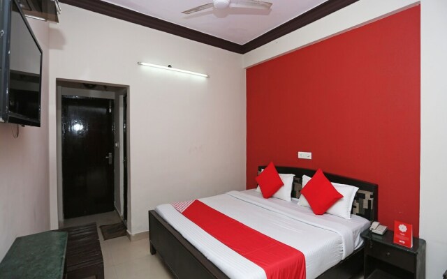 OYO 26915 Hotel North East Residency