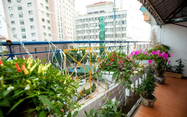 Halong Party Hotel