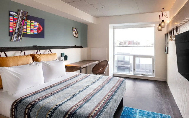 Moxy Halifax Downtown