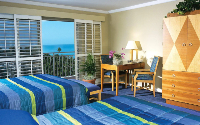 Naples Beach Club, a Four Seasons Resort