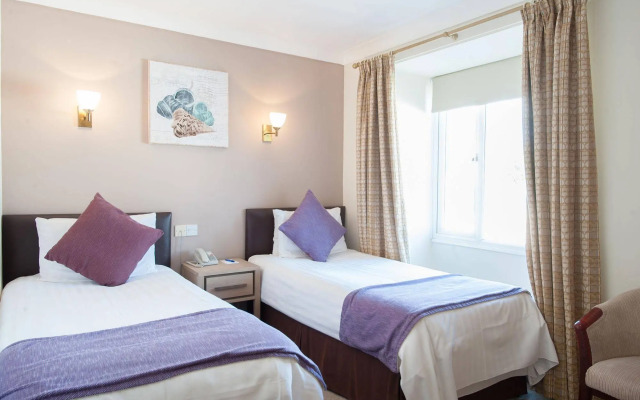 Hampshire Hotel