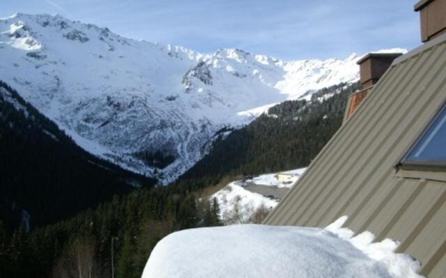 Appartement Le Pleynet, 1 pièce, 3 personnes - FR-1-557A-29