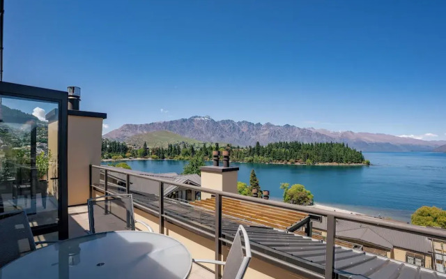 6-Bedroom Penthouse Apartment - The Beacon