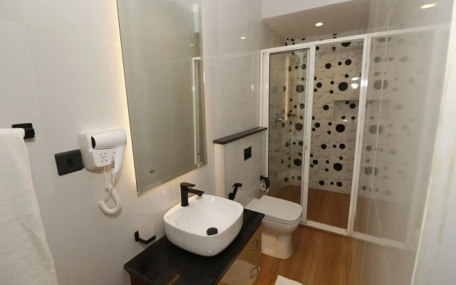 King of Kandy Hotel