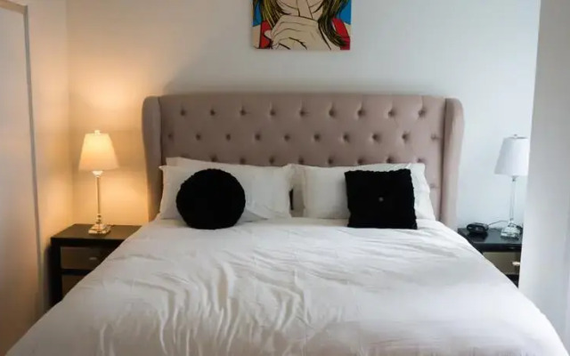 South Beach Suites