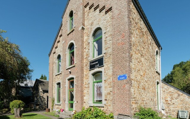 hotelImage